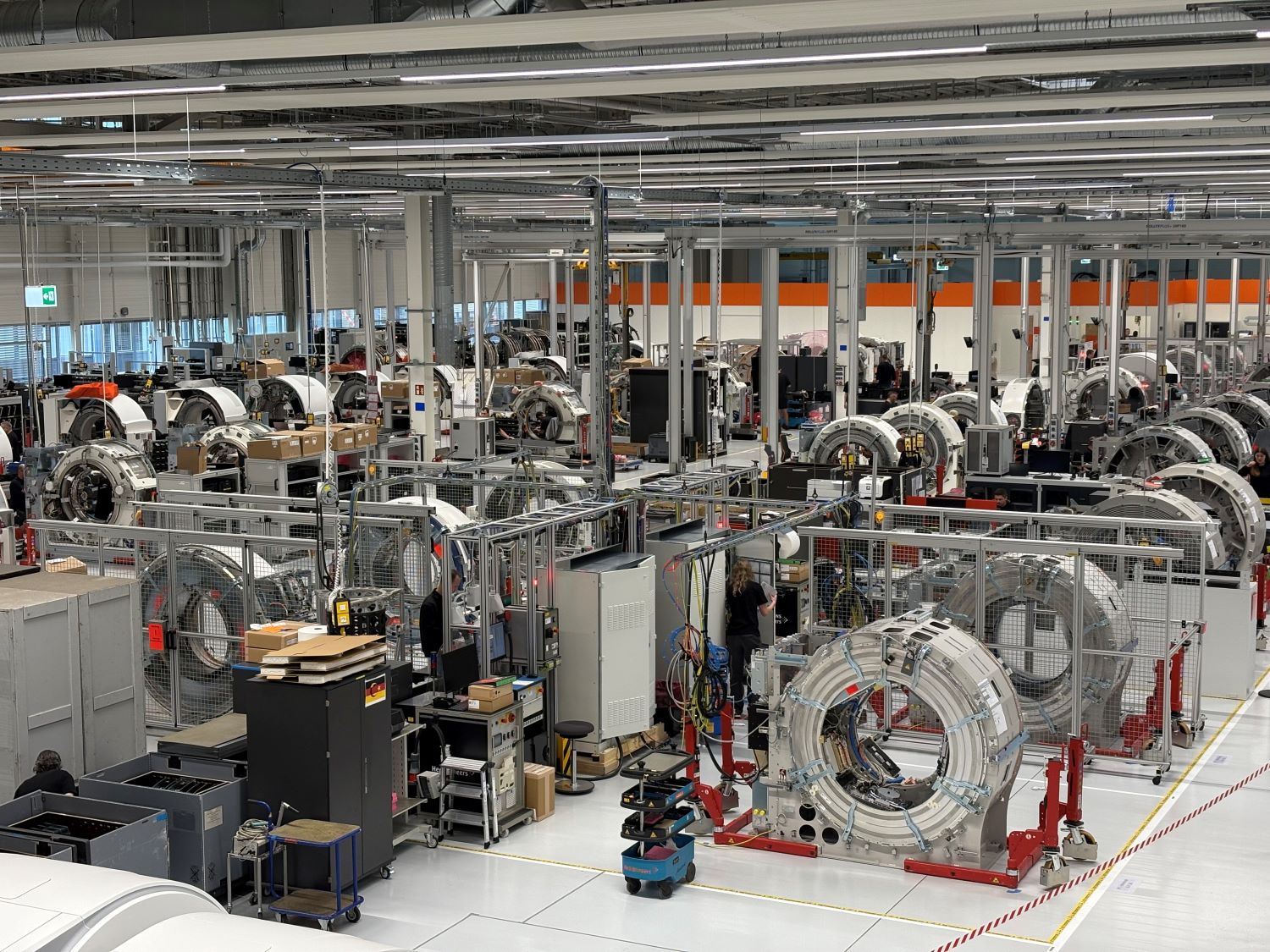 50 Jahre Computertomographie – Siemens Healthineers eröffnet modernisierte CT-Fertigung in Forchheim