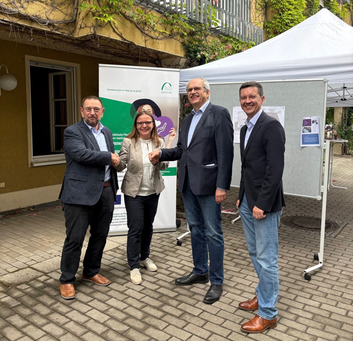 Auftakt für Um- und Neubau der Berufsfachschulen der bfz gGmbH am Standort Kronengarten