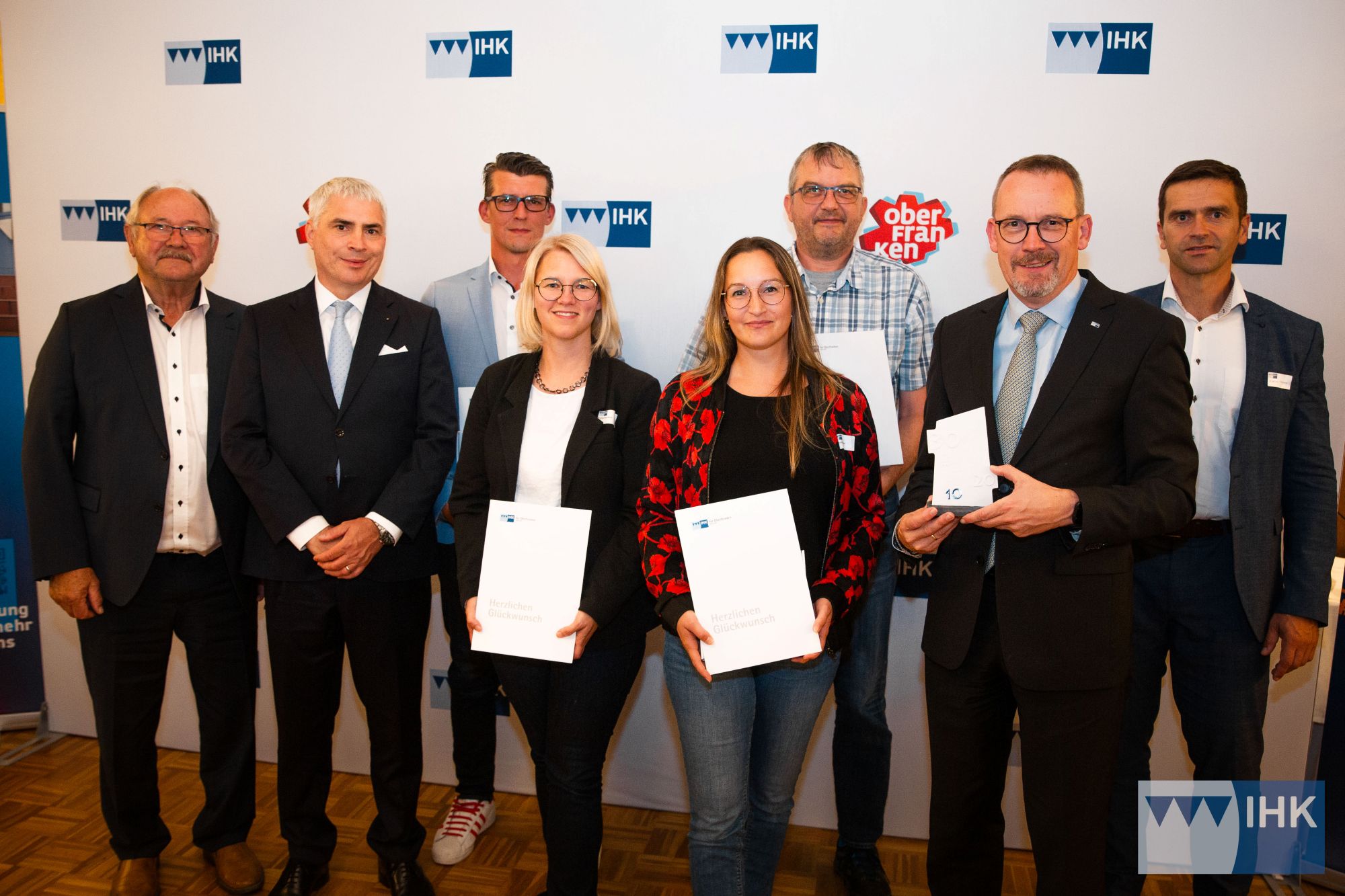 IHK ehrt ehrenamtliche Prüfer aus dem Landkreis Forchheim