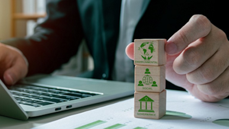 Corporate Digital Responsibility